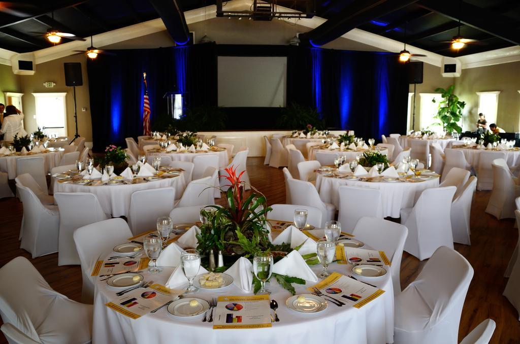 Grand Magnolia Ballroom & Suites Паскагула Экстерьер фото
